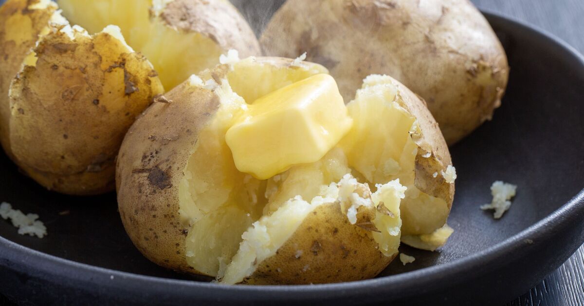 Les pommes de terre en veste seront extra croustillantes et pleines de saveur avec 1 ingrédient supplémentaire