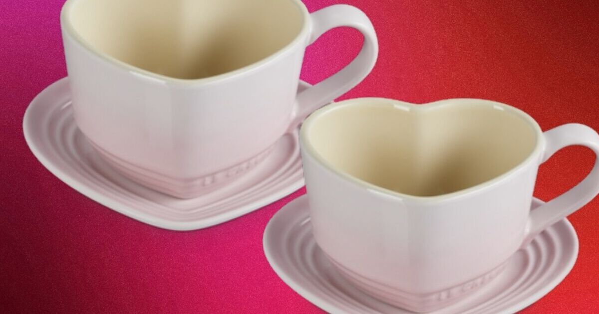 Les tasses Le Creuset de « qualité » en forme de cœur sont désormais à 14 £ avec une pile d'offres pour la Saint-Valentin