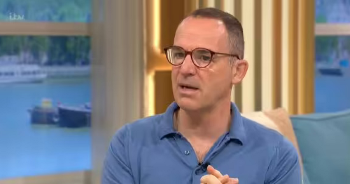 Martin Lewis exhorte les acheteurs britanniques à se poser « deux questions »
