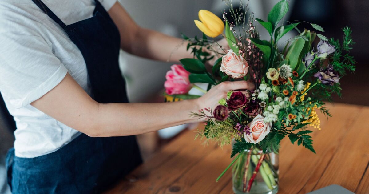 Les fleurs fanées auront une nouvelle vie grâce à des ustensiles de cuisine