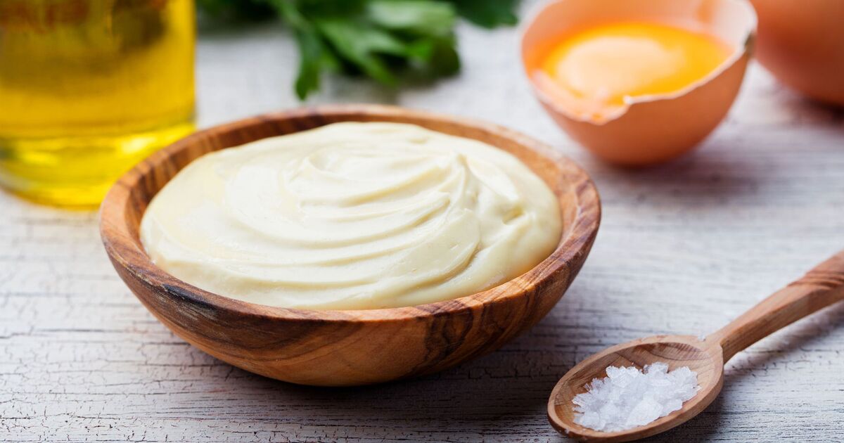 Arrêtez d'acheter de la mayonnaise au supermarché, car la recette à 5 ingrédients est bien plus « savoureuse »