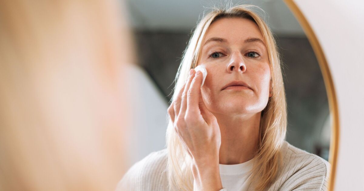 Les acheteurs peuvent obtenir des soins de la peau Rodial au venin d'abeille « incroyablement bons » à 35 £ pour 2 £ dans une offre de boîte de beauté