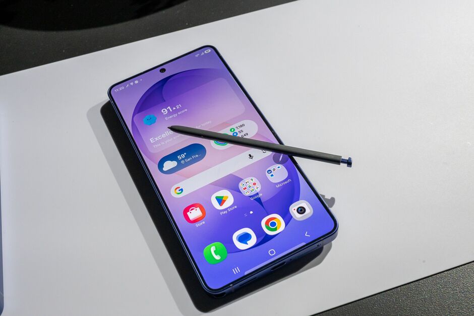 Samsung dévoile le Galaxy S26 Ultra avec un écran de confidentialité, un design plus léger et plus d'IA