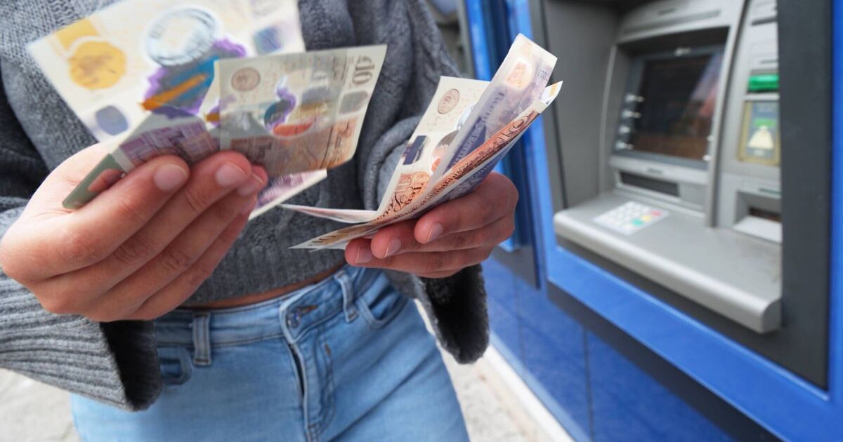 Les personnes disposant de 10 000 £ pourraient bénéficier d'un cashback de 100 £ grâce à la nouvelle offre de la banque