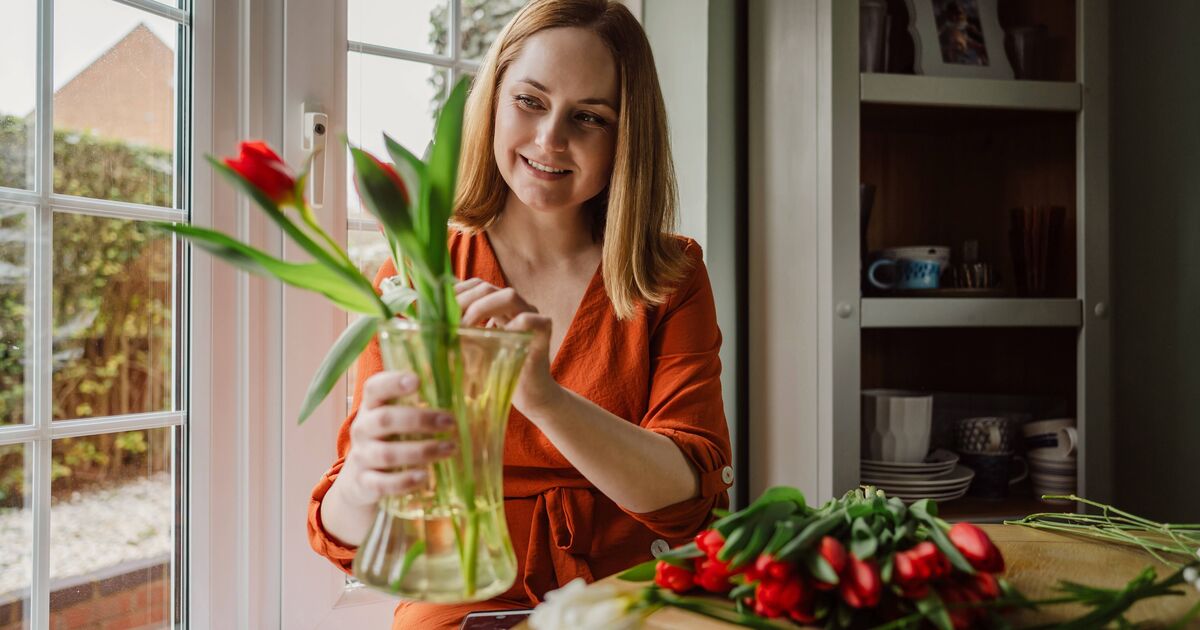 Les tulipes dureront plus longtemps dans un vase avec un article simple et c'est totalement gratuit