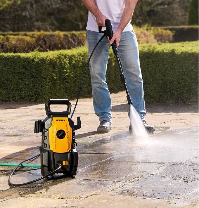 Le petit nettoyeur haute pression FERREX 1400W