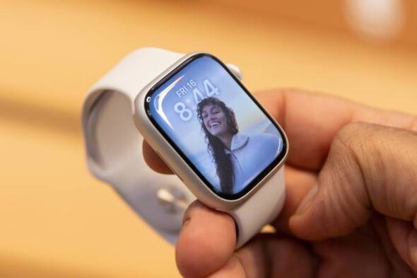 Gros plan sur une Apple Watch