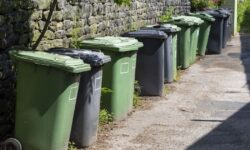 Les ménages sont invités à verser les articles à 65 pence de Tesco dans les poubelles d&rsquo;ici la fin mai