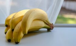 Tesco explique que les bananes durent plus longtemps grâce à une méthode de stockage peu connue