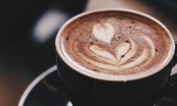 Votre ère barista commence ici : les cafetières les plus virales du moment avec plus de 60% de réduction