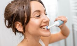Ce que vous devez considérer avant d&rsquo;acheter une brosse à dents électrique : caractéristiques et modèles à prix réduit Oral-B les plus remarquables