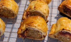 J&rsquo;ai demandé aux chefs comment préparer les meilleurs rouleaux de saucisses : 1 étape à ne pas manquer