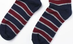 Toute personne possédant du mobilier de jardin est invitée à utiliser des chaussettes ce week-end