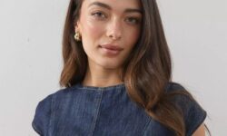 Robe midi en jean « flatteuse » maintenant à 32 € et les acheteurs disent qu&rsquo;elle est « très amincissante »