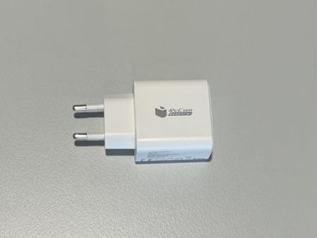PcCom Essential Chargeur 2x USB-C 65W + USB-A 3.0 Blanc