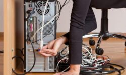 Le dernier adieu aux ordinateurs tours : les mini PC qui balayent par leur efficacité et éliminent certains câbles du bureau