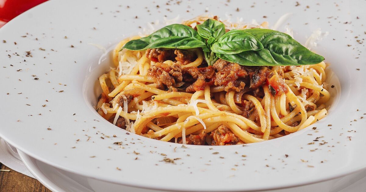 La bolognaise a à chaque fois le goût de la « qualité d'un restaurant » si vous mélangez 1 ingrédient de cuisine à la sauce
