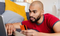 Un expert de BBC Morning Live exhorte les acheteurs en ligne à effectuer une vérification avant d&rsquo;acheter
