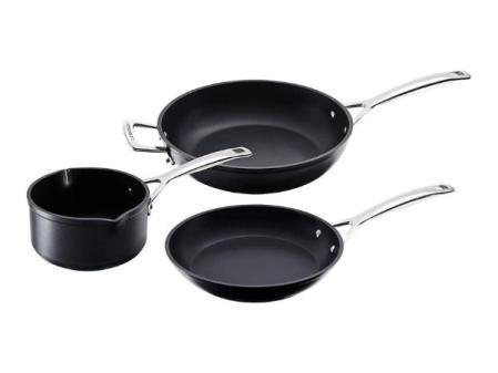 Le Creuset Batterie de cuisine antiadhésive en aluminium, 3 pièces, diamètre 16, 24 et 26 cm, tous feux dont induction, Anthracite/Argent, 51804000010002