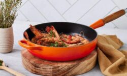 Le Creuset surprend avec les meilleures poêles en fonte : pratiques, de haute qualité et adaptées à tous types de cuisines