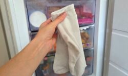 Les ménages britanniques sont invités à mettre leurs chaussettes au congélateur d&rsquo;ici vendredi soir