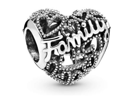 Charm Pandora en argent avec forme de cœur et gravure « Famille »