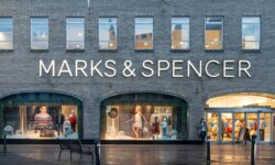 La veste d&rsquo;été « élégante » de M&S à 36 € est maintenant disponible pour 20 €