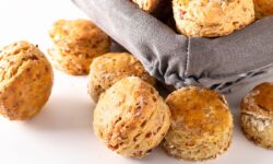 Les scones salés sont « incroyablement délicieux » si vous abandonnez les œufs et le beurre pour 1 ingrédient