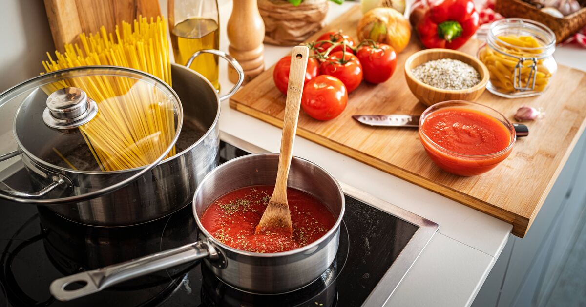 La sauce tomate sera encore meilleure si les cuisiniers amateurs suivent les 3 étapes clés du chef italien