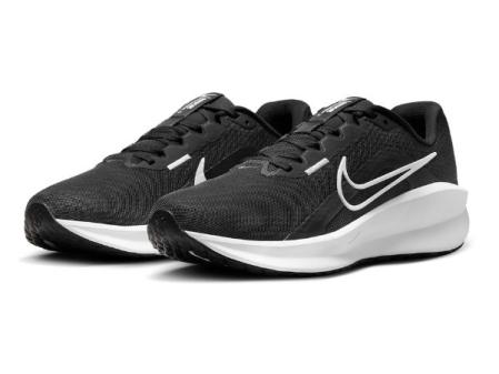 NIKE Rétrogradeur 13