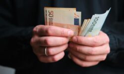 Les meilleurs prêts avec l&rsquo;ASNEF et la paie (Classement Août 2026)